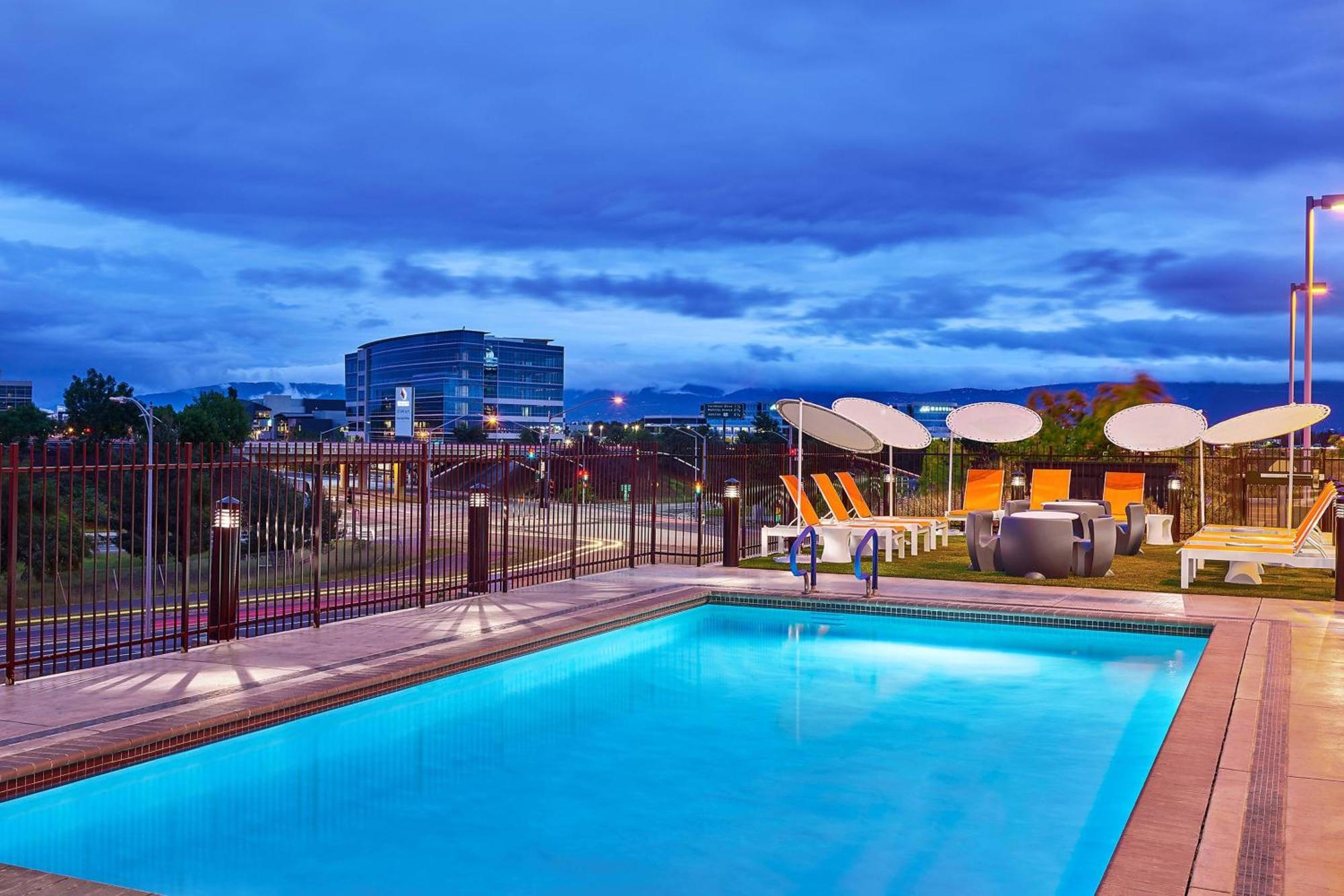 Hotel Aloft Santa Clara - San Jose North Esterno foto